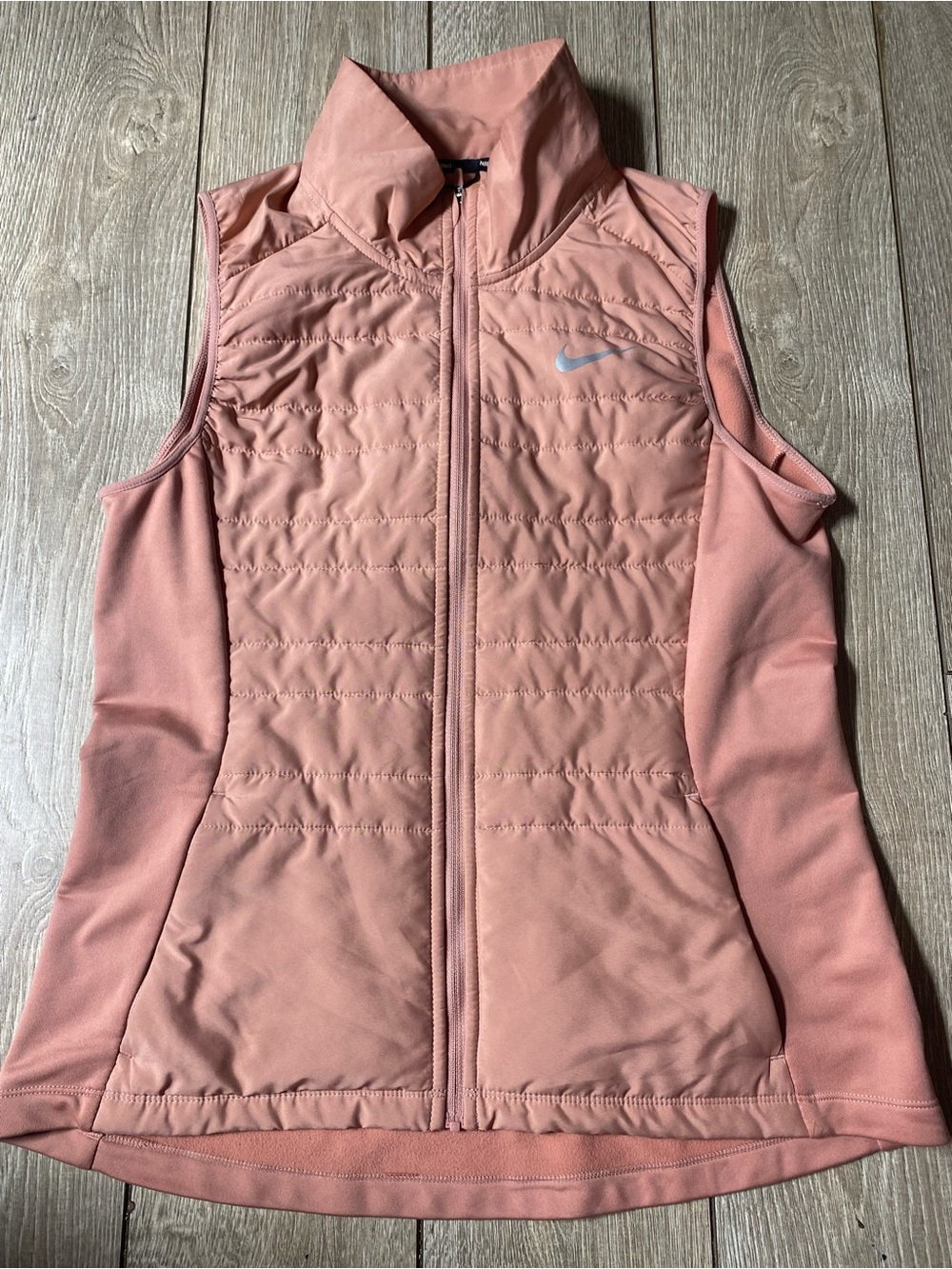 Nike Women's Therma-FIT Essential Running Vest Dusty Rose Pink Quilted Size M